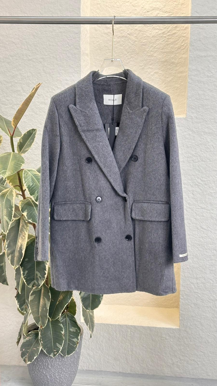 جاكيت نسائي جوخ