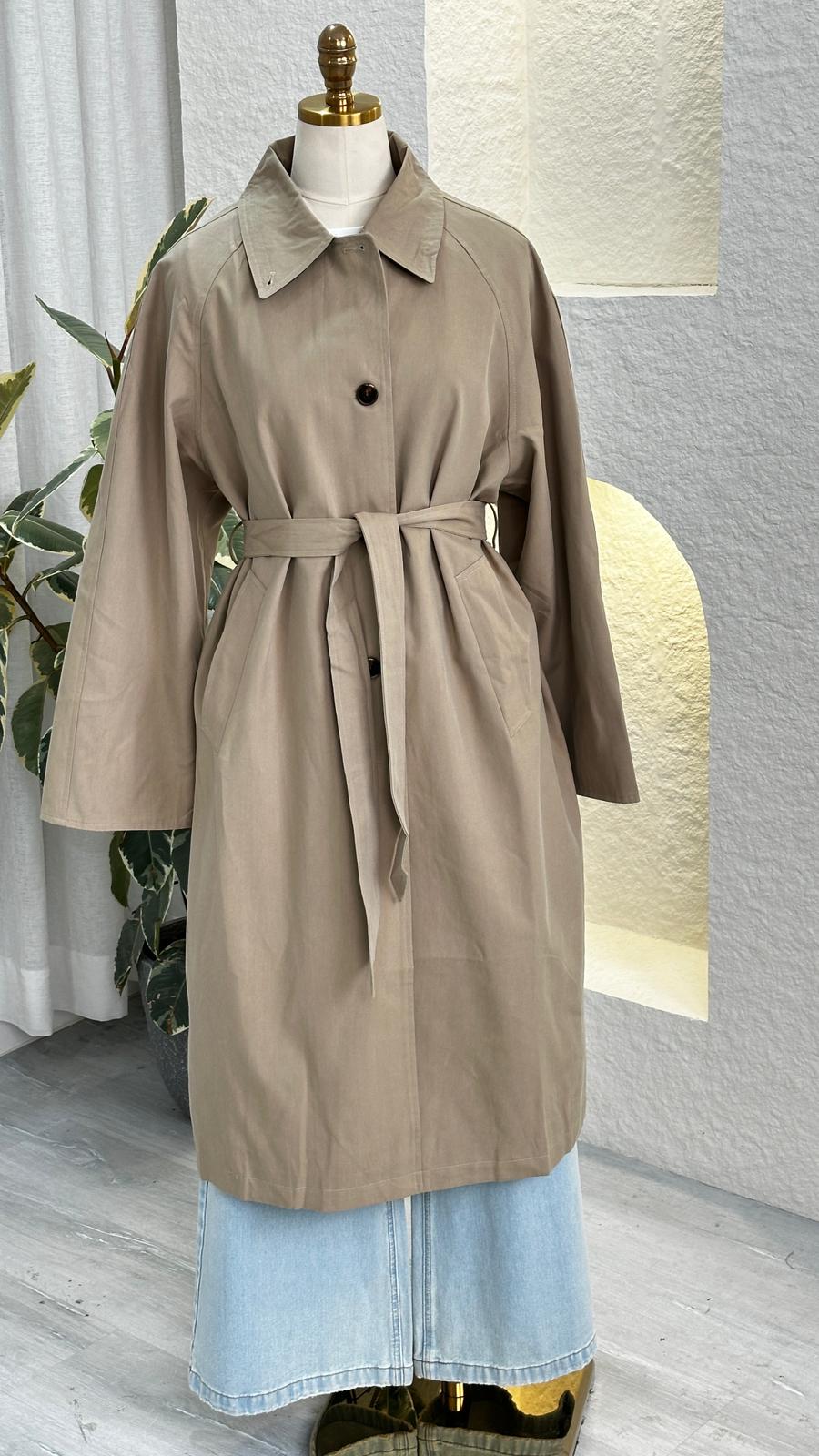 جاكيت نسائي طويل