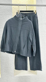 بدلة نسائي سحاب