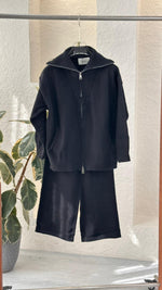 بدلة نسائي سحاب