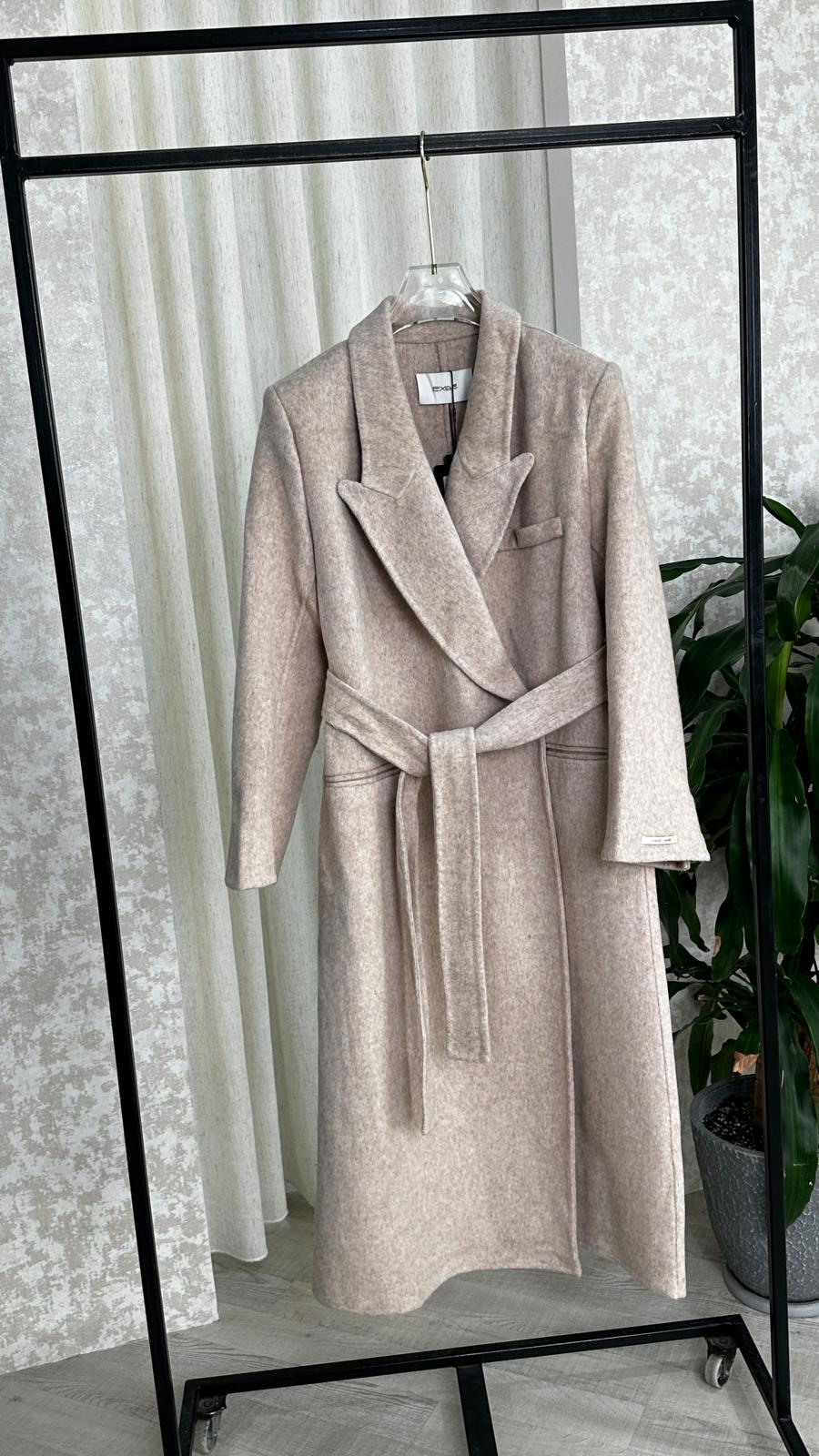 جاكيت جوخ نسائي