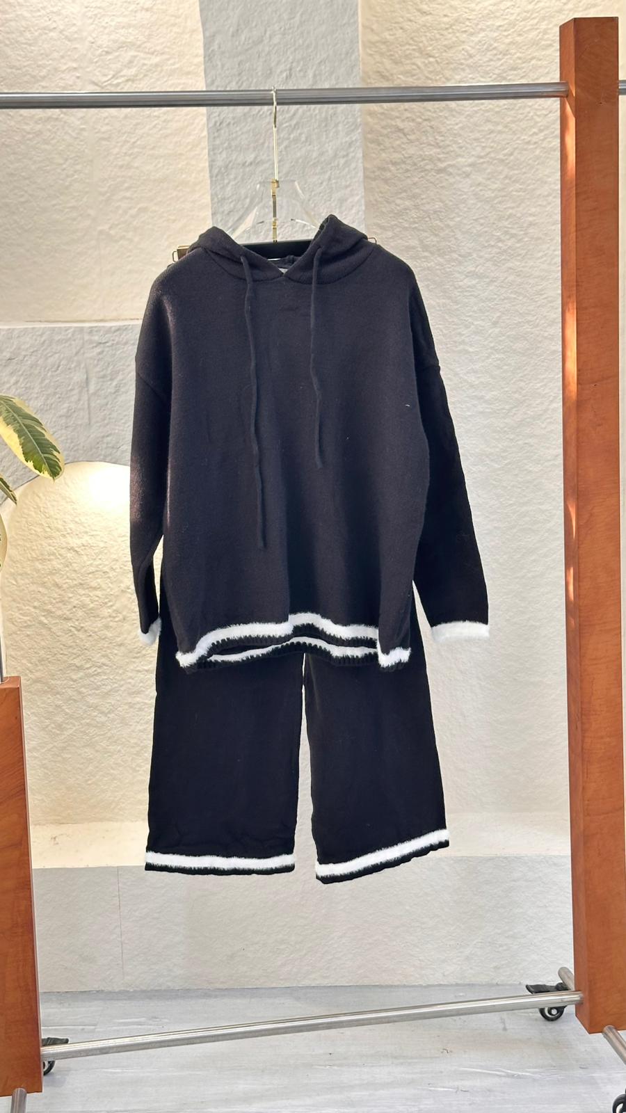 بدلة نسائي كبوس