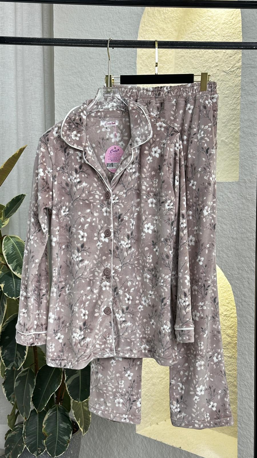 بيجامة نسائي مخمل ازرار