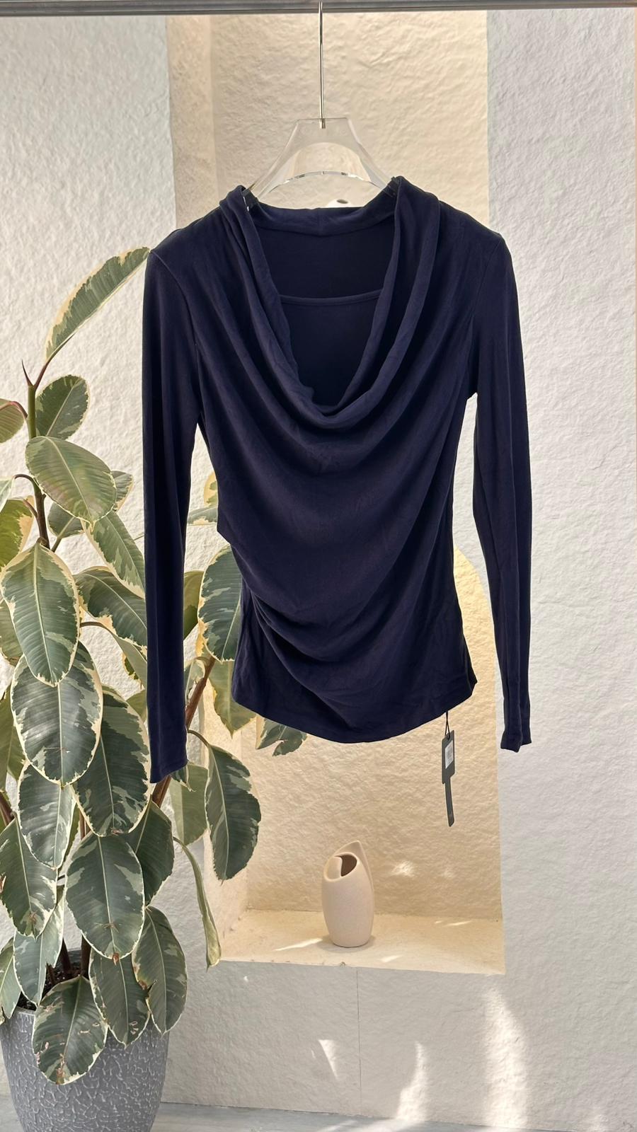 بلوزة نسائي