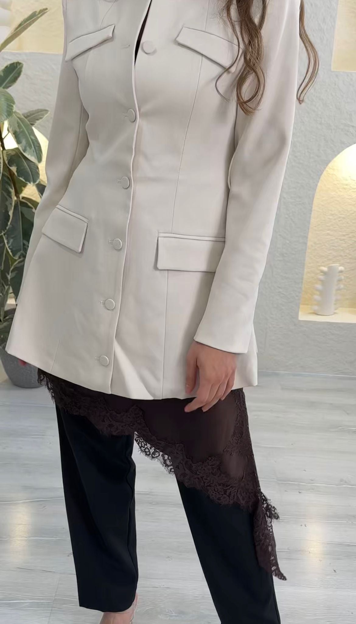 فستان نسائي بقصة مائلة