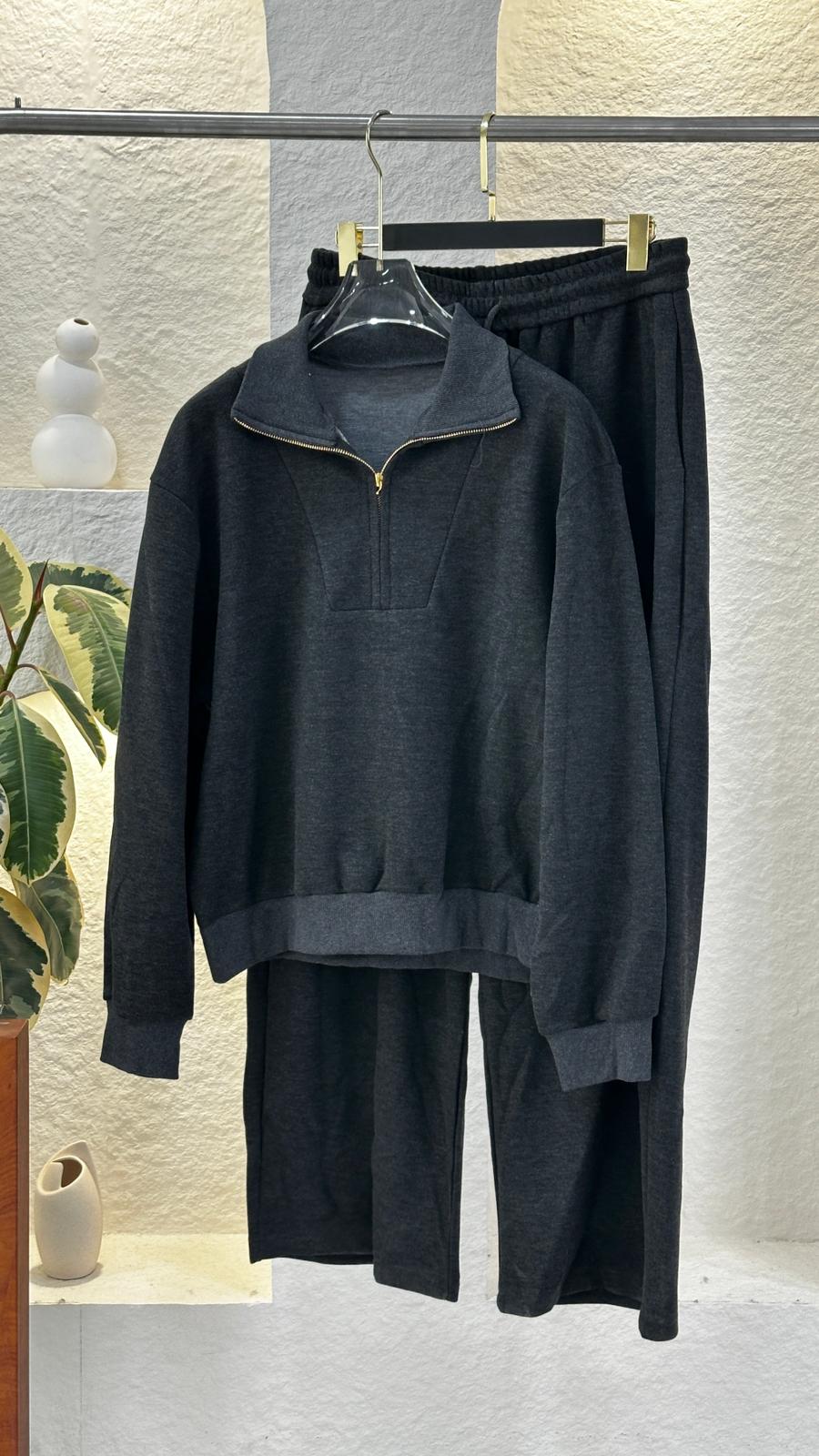 بدلة نسائي سحاب