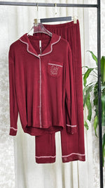 بيجامة نسائي