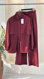 بدلة نسائي سحاب