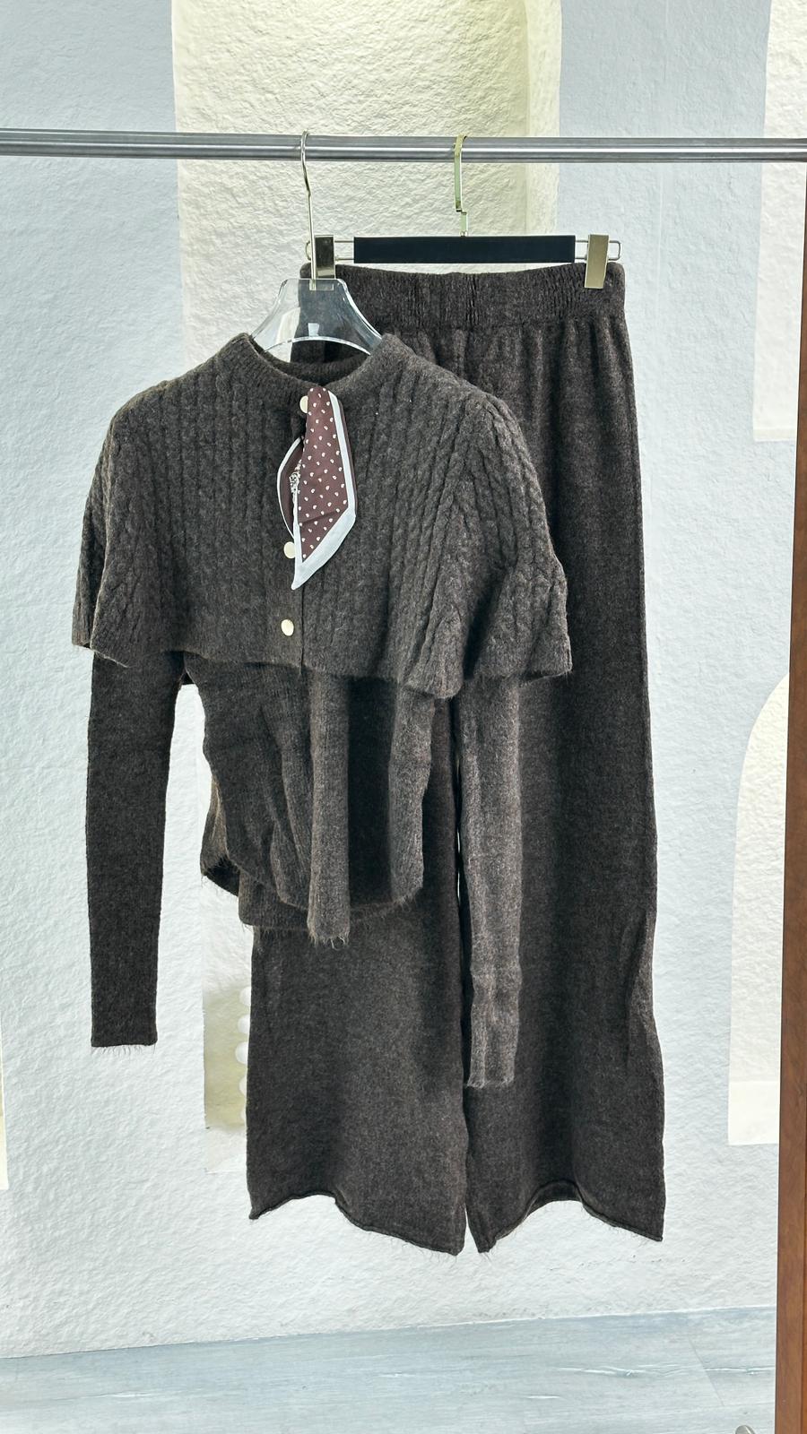 بدلة نسائي 3 قطع