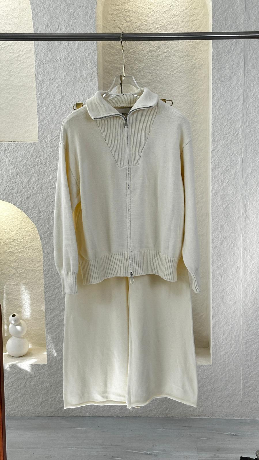 بدلة نسائي غولة