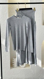 بدلة نسائي تنورة