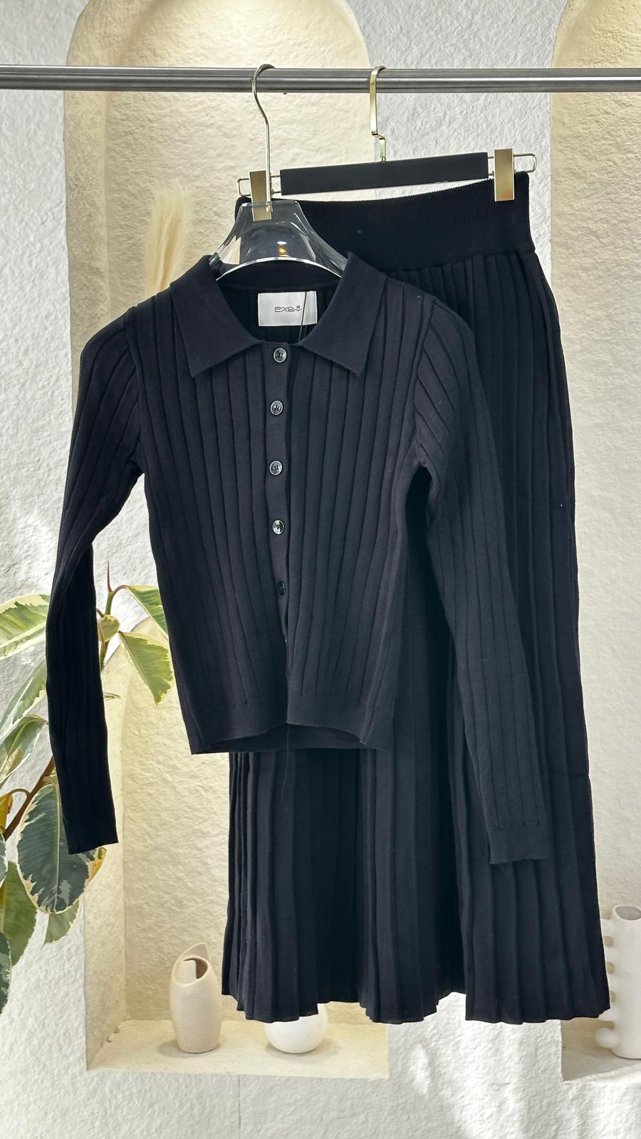 بدلة تنورة نسائي