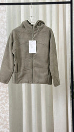 بلوفر نسائي كبوس