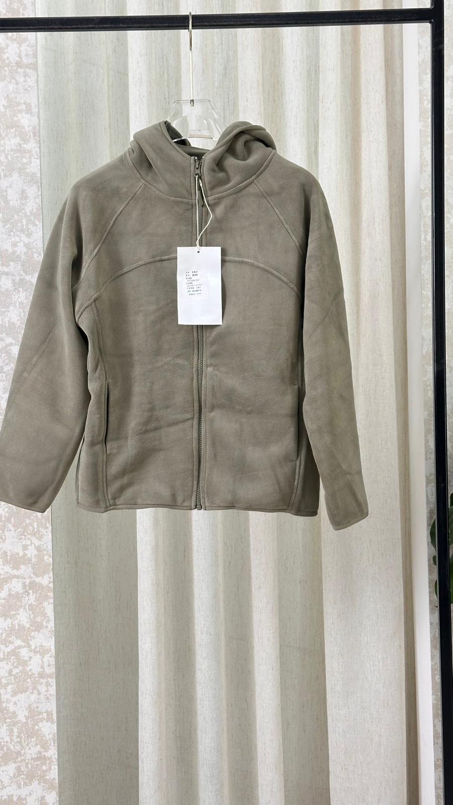 بلوفر نسائي كبوس