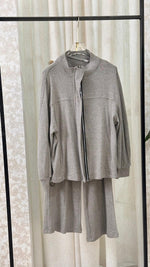 بدلة نسائي رياضية