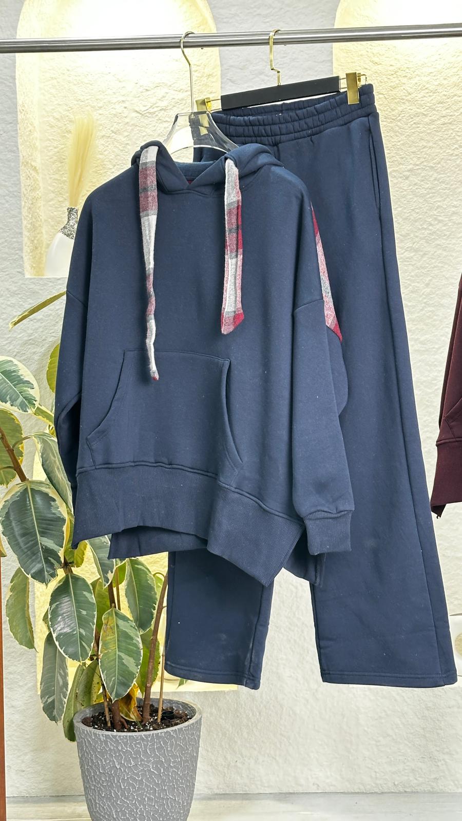 بدلة نسائي كبوس