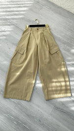 بنطلون نسائي واسع