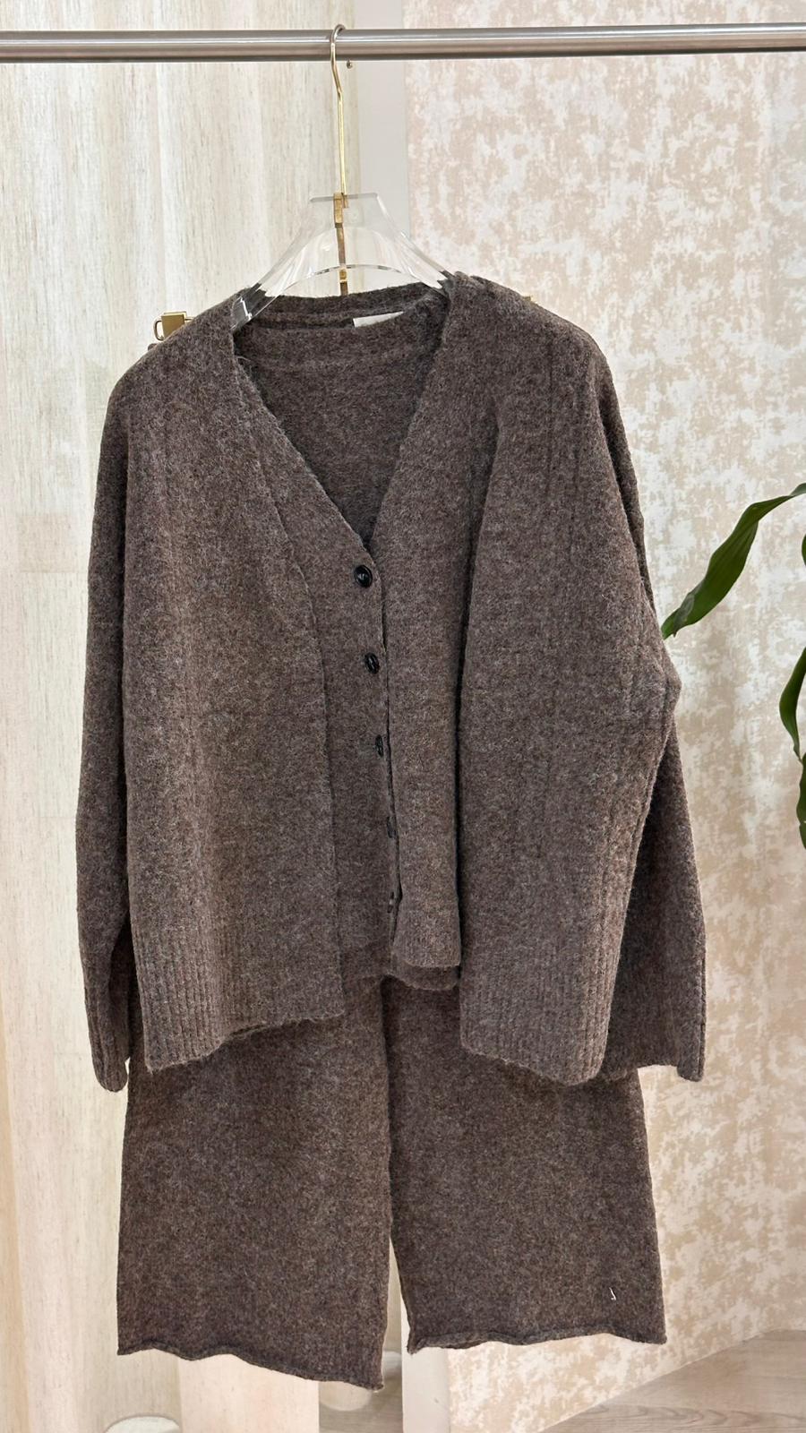 بدلة نسائي 3 قطع