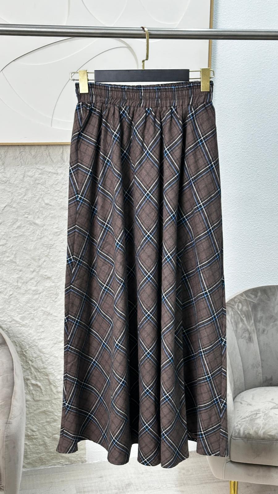 تنورة نسائي