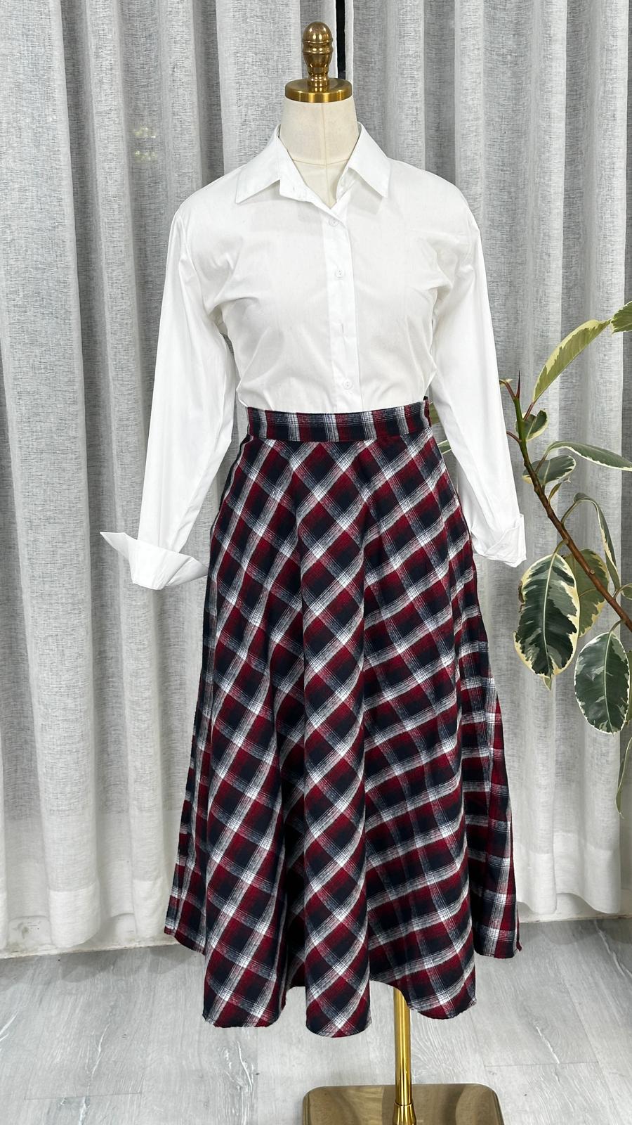 تنورة نسائي