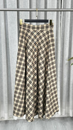 تنورة نسائي