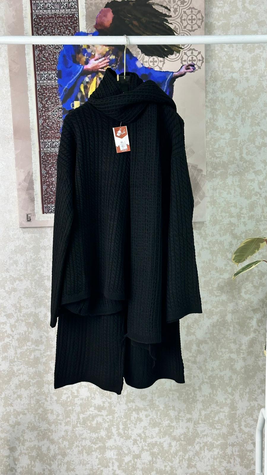 بدلة نسائي سكارف