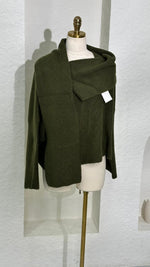 بلوزة اسكارف