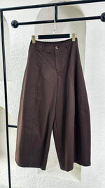 بنطلون نسائي