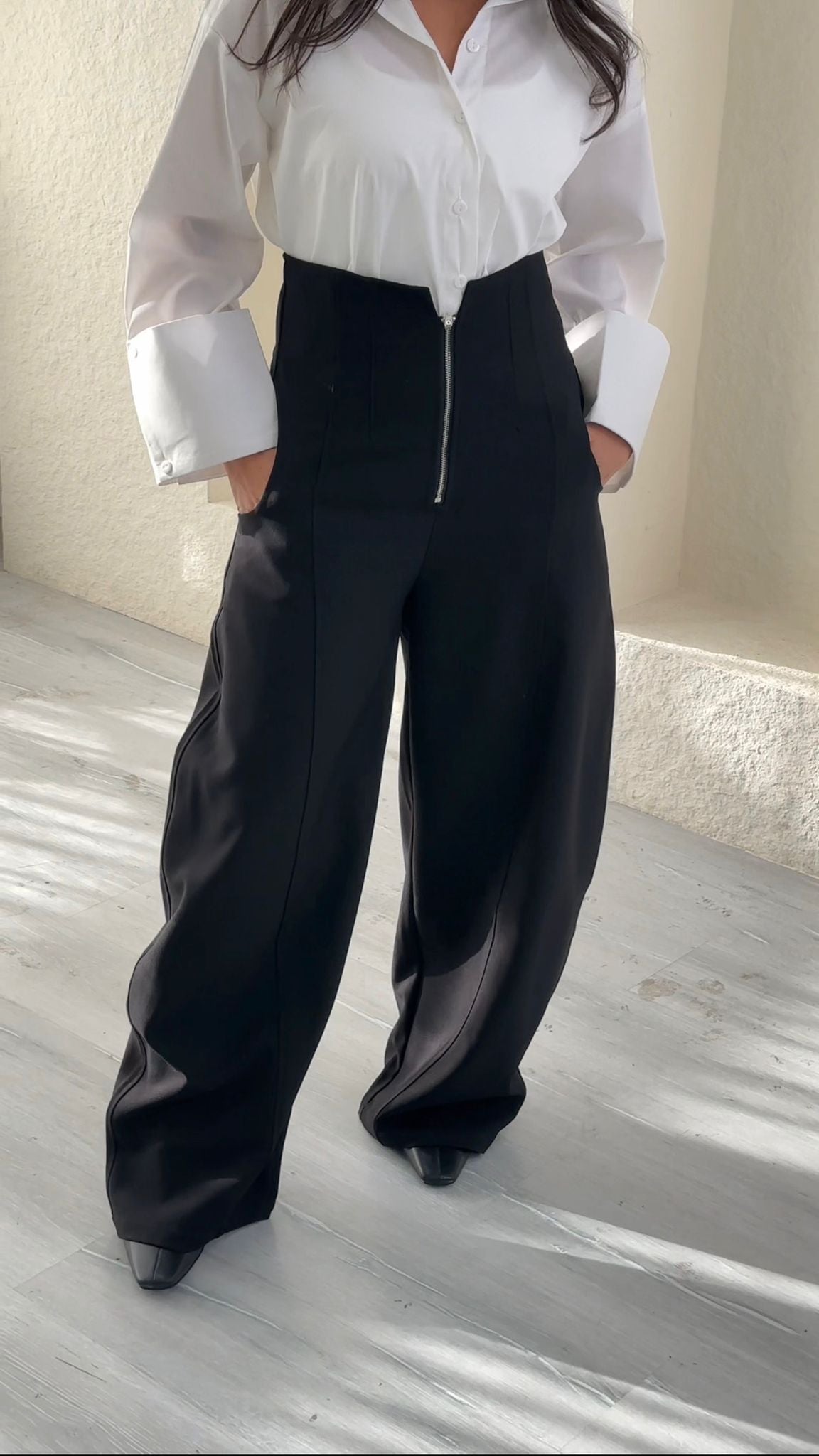 بنطلون نسائي