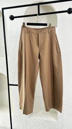 بنطلون نسائي