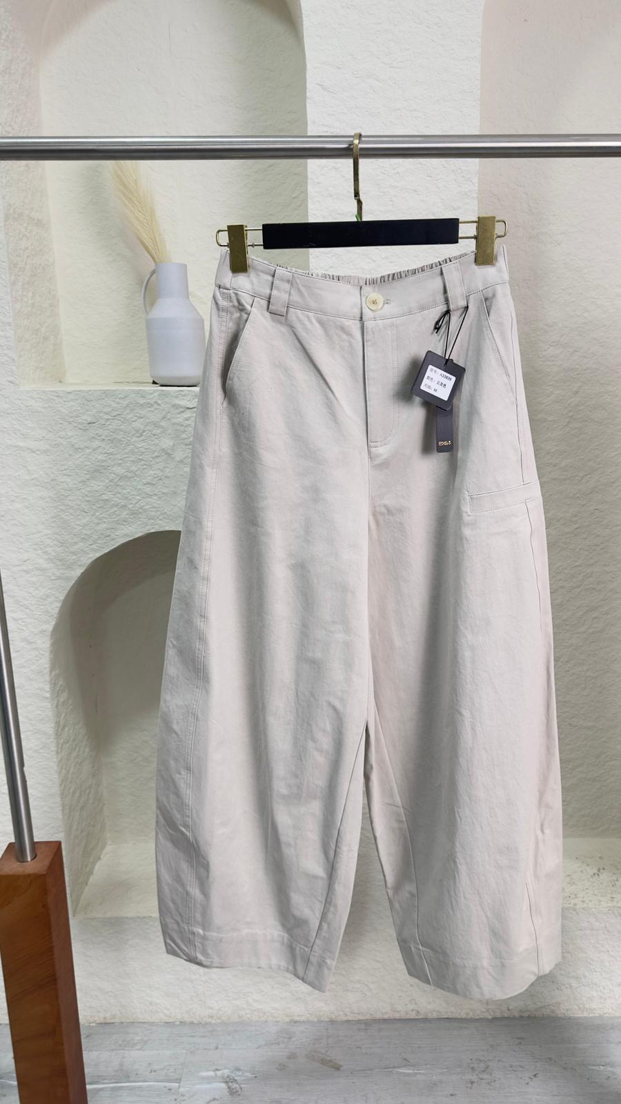 بنطلون نسائي