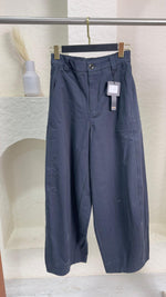 بنطلون نسائي