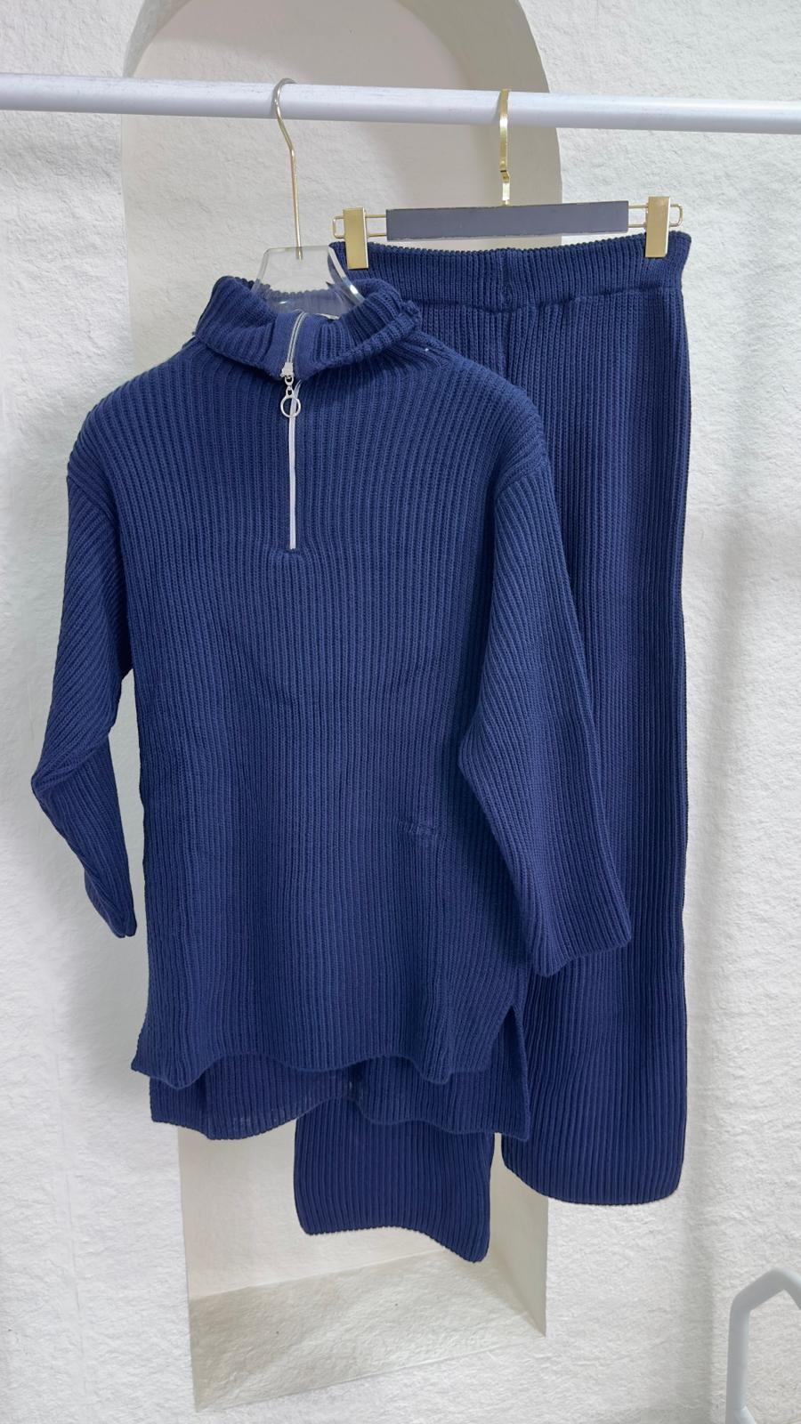 بدلة نسائي غولة سحاب