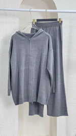 بدلة نسائي كبوس سحاب