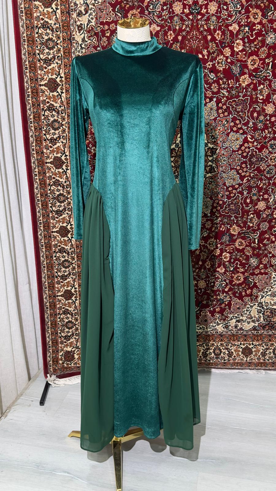 فستان نسائي مخمل