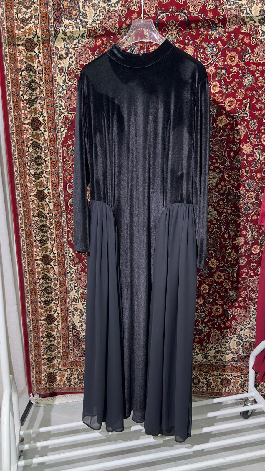 فستان نسائي مخمل