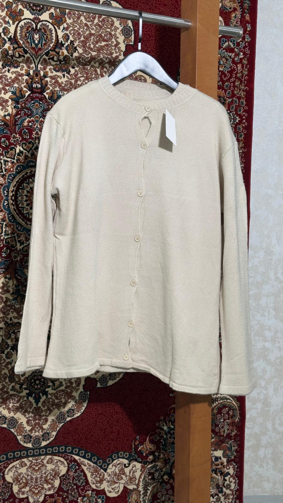 بلوزة مع جاكيت