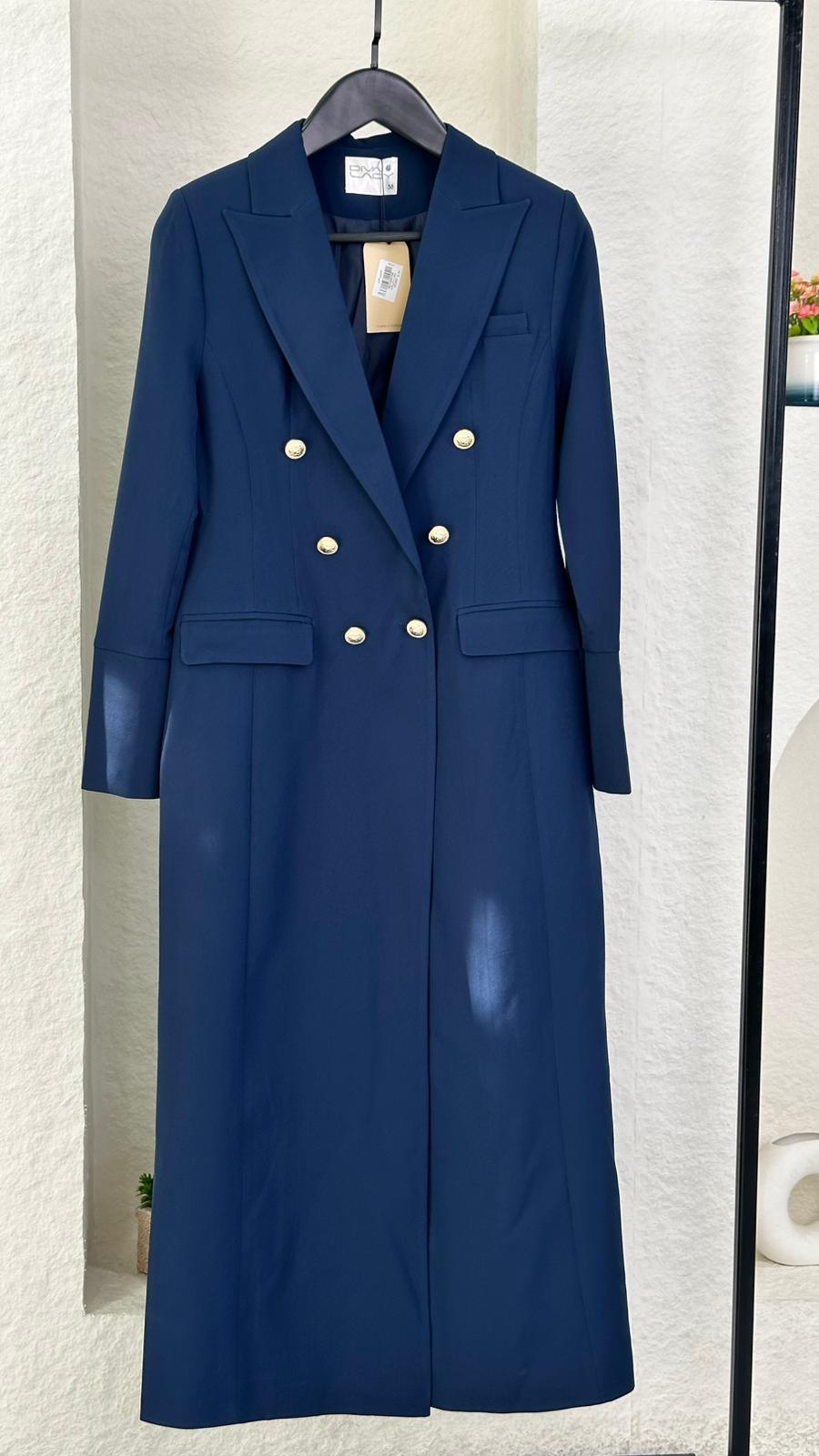 جاكيت نسائي طويل