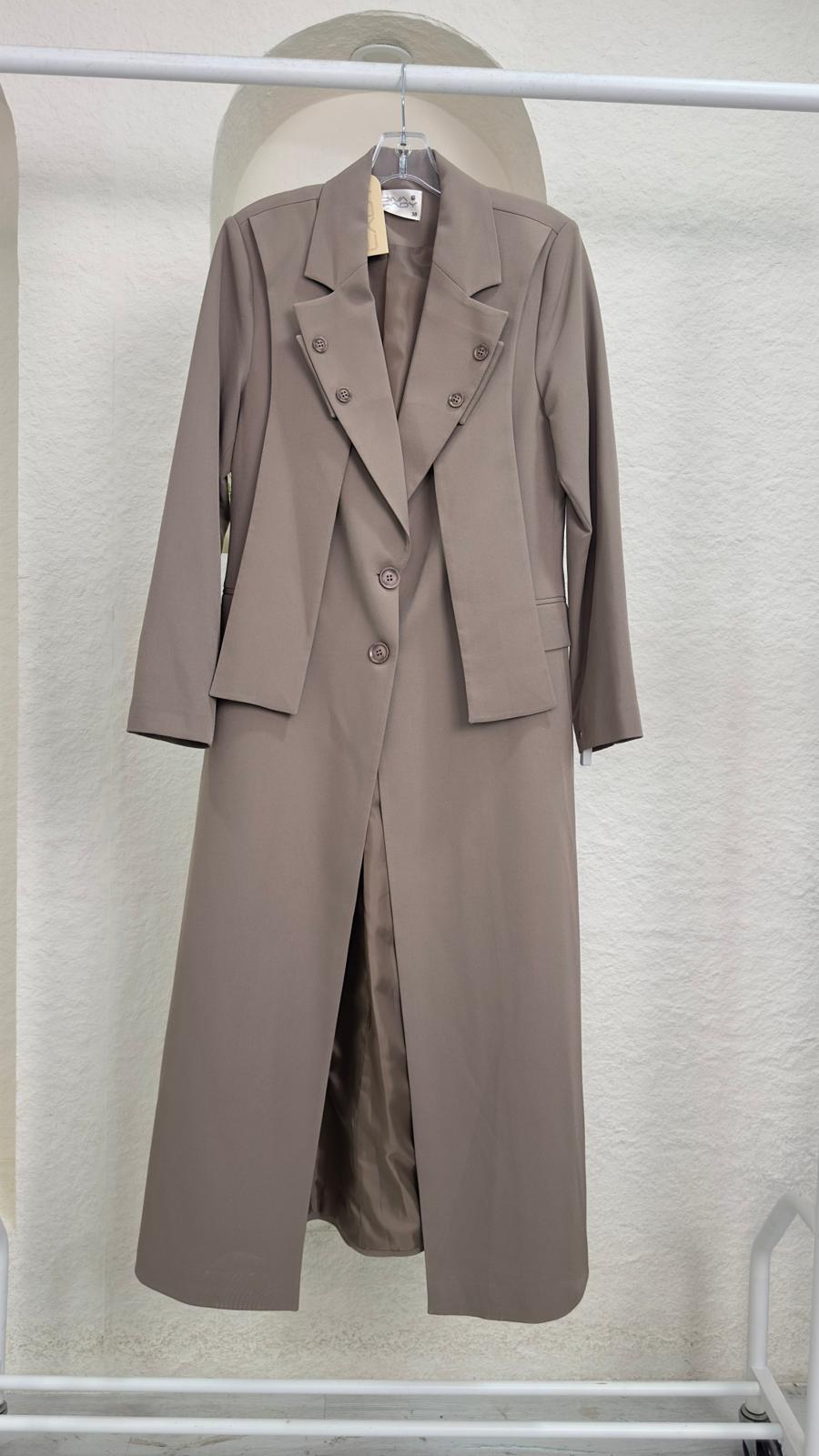 جاكيت اسكارف