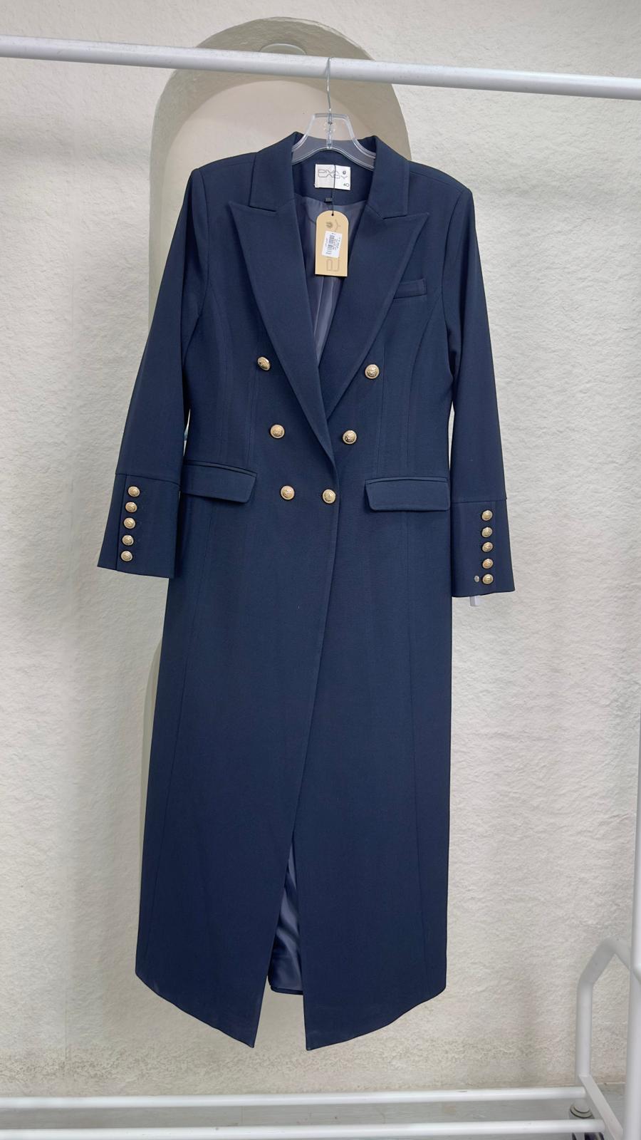 جاكيت نسائي طويل