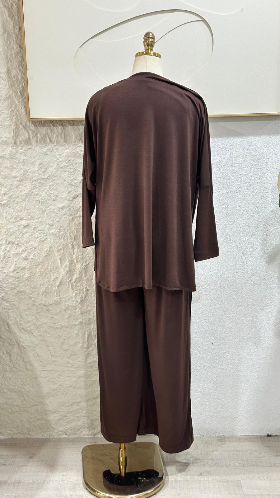 بدلة نسائي