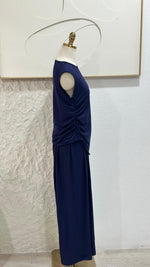 بدلة نسائي