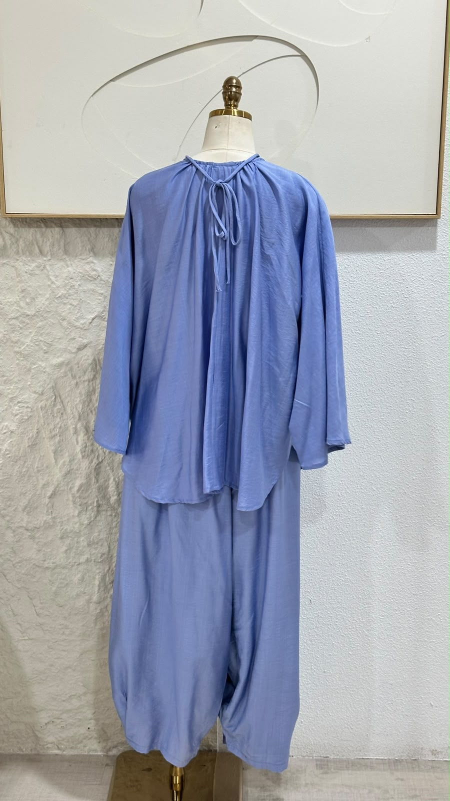 بدلة نسائي