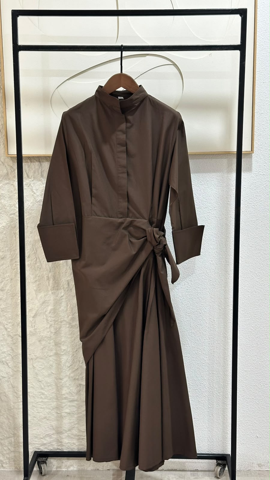 فستان نسائي