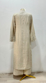 بدلة نسائي