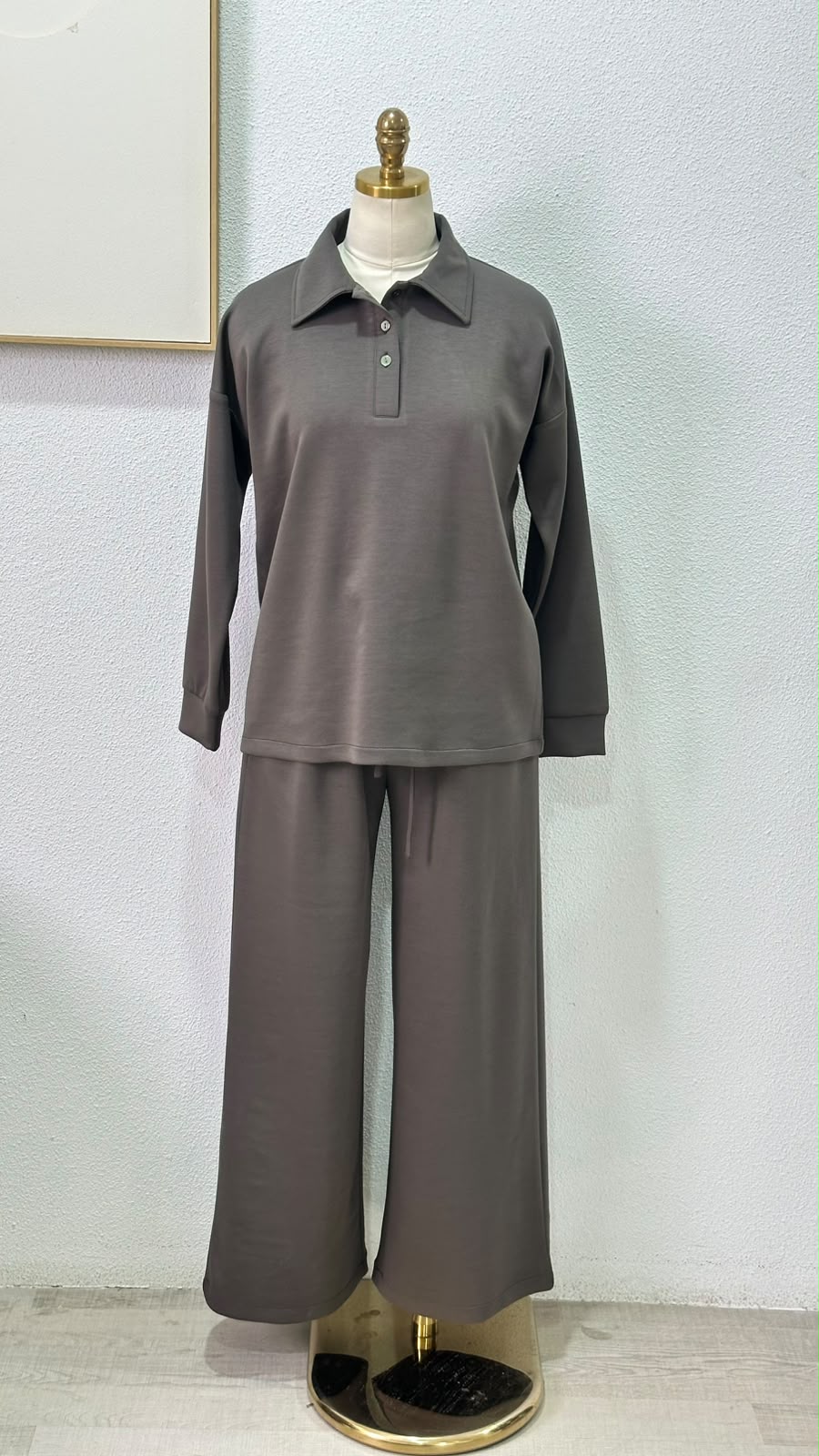بدلة نسائي