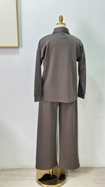بدلة نسائي