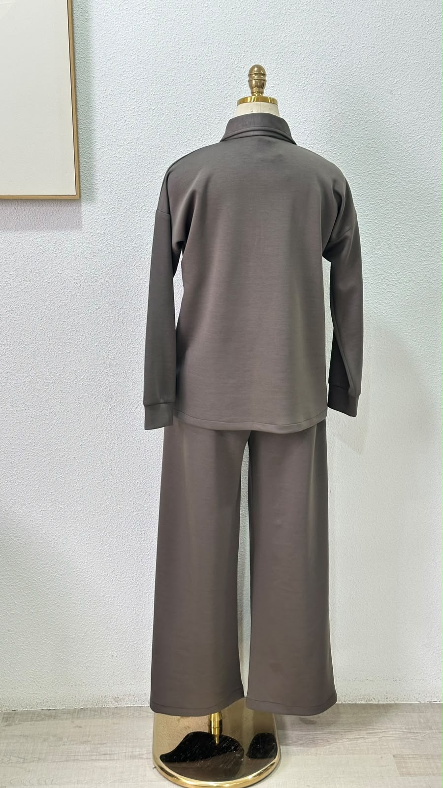 بدلة نسائي