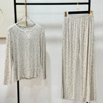 بيجامة نسائي
