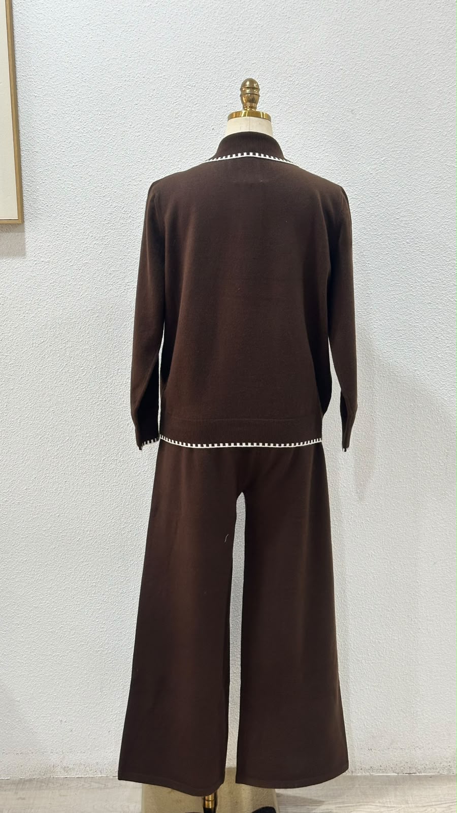 بدلة نسائي غولة